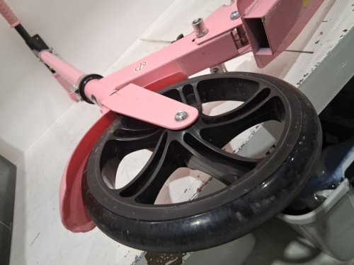 Kid's Welmotive Kick Scooter WITH ADJUSTABLE HANDLE BARS - 220lbs max - Pink (MODEL: d005) image 8