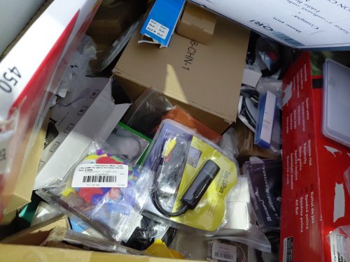 assorted MIXED item MYSTERY PALLET - VARIOUS PRODUCTS - aprox 300+ - (pallet #33) image 10