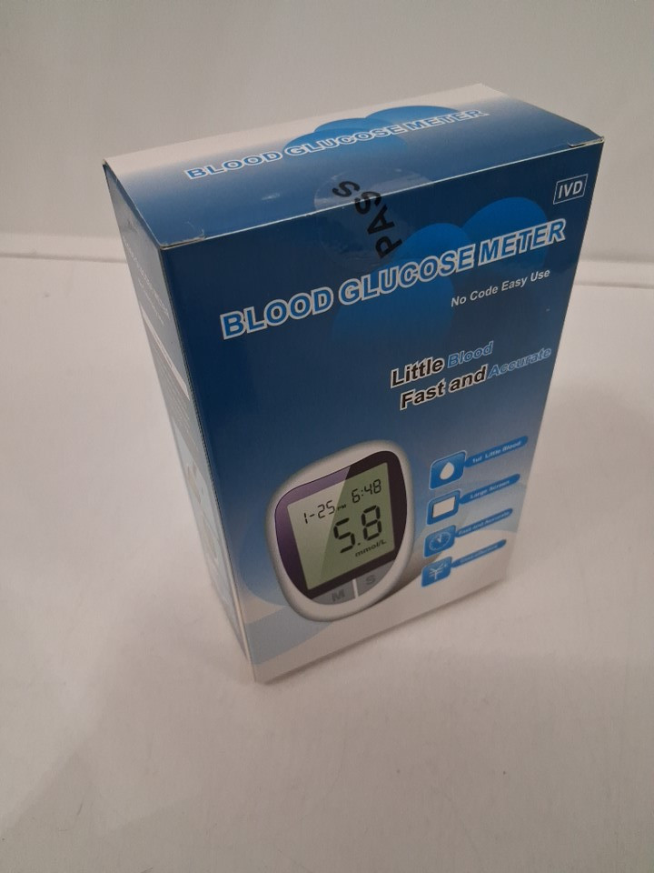 Blood Glucose Monitor Device Kit with 100 STRIPS AND LANCETS WITH CARRYING CASE image 4
