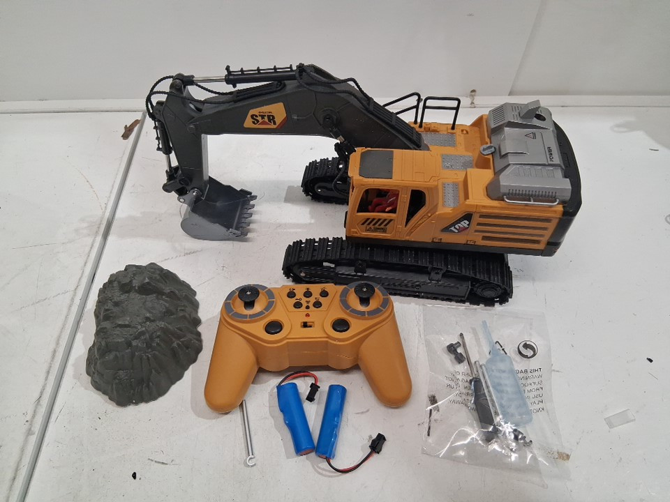 mnjck remote control excavator toy with simulated smoke & sounds - 1:14 scale - yellow/black (model:  689-711a) image 4