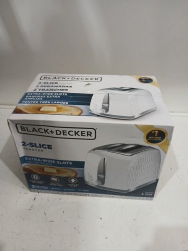BLACK+DECKER Honeycomb Collection 2-Slice Toaster - white (model: TR1250WD) image 2