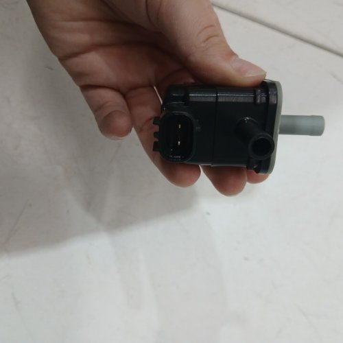 FainWan Vapor Canister Purge Solenoid Valve REPLACEMENT - FIT FOR VARIOUS MODELS - BLACK - (MODEL:90910-12276) image 3