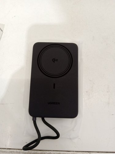 UGREEN Ultra-Slim Qi2 15W Magnetic Portable Wireless Power Bank - 10000mAh - Black - (Model: PB570) image 2