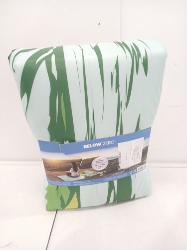 BELOW ZERO 2-IN-1 WEARABLE HOODED OUTDOOR BLANKET - 54" × 76" - GREEN/BLUE (MODEL: 1896292) image 2