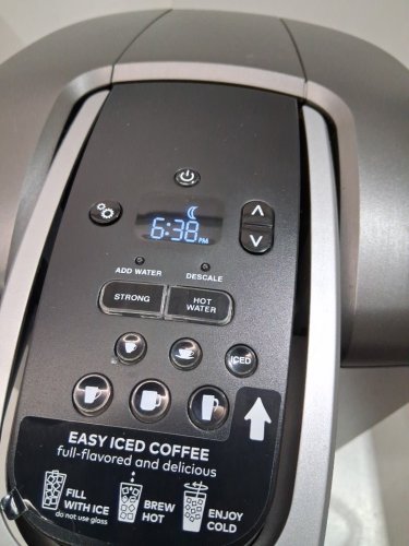 KEURIG K-ELITE SINGLE SERVE K-CUP COFFEE MAKER WITH ICED BREW FUNCTION - 75OZ RESERVOIR - BLACK/BRUSHED SILVER (MODEL: K90) image 6
