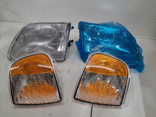 4pc Headlight AND Corner Light Set Compatible with 97-03 Ford Pickups F150 F250- CLEAR/ORANGE image 3