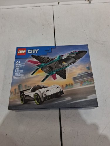 259PC LEGO CITY: JET VS CAR building set  (MODEL: 60489) image 2
