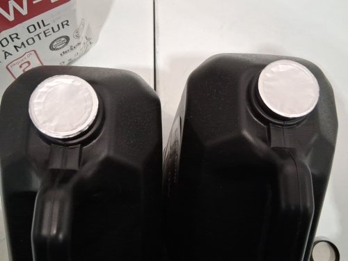 2PK Kirkland Signature Full Synthetic Motor Oil - SAE OW-20 - 4.73l (each) image 4