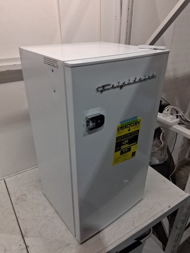 Frigidaire Retro Bar Fridge with Side Bottle Opener - 19" x 18.7" x 33.3" - White (Model: EFR376-white-6com) image 3