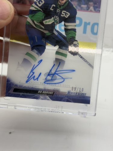 2025-26 UPPER DECK SIGNED BO HORVAT HIGH FLOSS CLEAR CUT LIMITED EDITION #9/10 (CC-BH) image 3