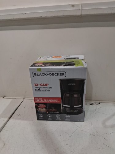 BLACK AND DECKER 12-CUP COFFEE MAKER WITH VORTEX TECHNOLOGY - BLACK (MODEL: CM1110BC) image 2