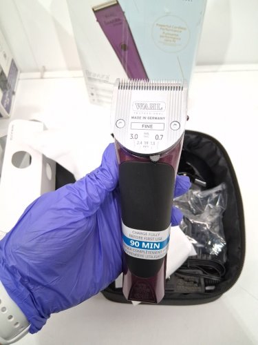 WAHL 5-IN-1 ADJUSTABLE BRAVURA ULTIMATE PROFESSIONAL PERFORMANCE CORDLESS RECHARGEABLE PET HAIR CLIPPER - purple (MODEL: 59164) image 6