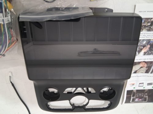 Android Car Radio Stereo Unit - Compatible with Various Dodge Ram models / 9" Screen - Black image 4