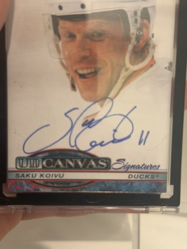 2025/26 SIGNED UPPER DECK SAKU KOIVU UD CANVAS CLEAR CUT SIGNATURE DUCKS CARD (CS-SK) image 3
