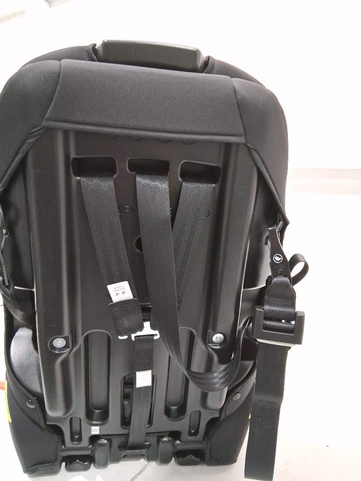 Graco Tranzitions 3‑in‑1 Harness Booster Seat with High‑Back Booster & Backless Booster, 2 Removable Cup Holders, Open‑Loop Belt Guides & Machine‑Washable Covers (MODEL: 2035724) image 10