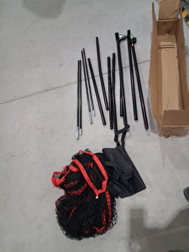 Axgear indoor/outdoor portable golf practice net - 10ft x 7ft - Black/red (Model: SP-GF-NET) image 3