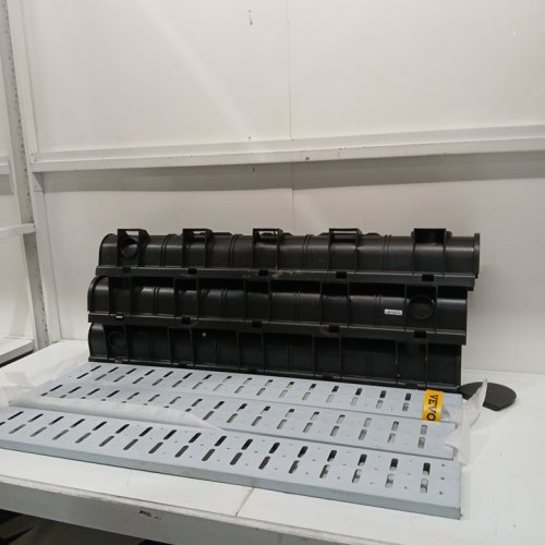 3PK VEVOR TRENCH DRAIN SYSTEM CHANNEL DRAIN WITH METAL GRATE - 3" X 39" - BLACK image 3