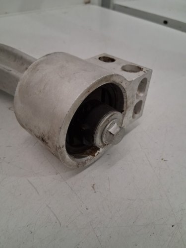 Suspension Control Arm and Ball Joint Assembly - LEFT SIDE - FITS VARIOUS CAR MODELS - SILVER image 3