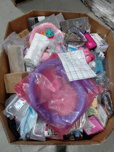 assorted MIXED item MYSTERY PALLET - VARIOUS PRODUCTS - aprox 300+ - (pallet #30) image 3