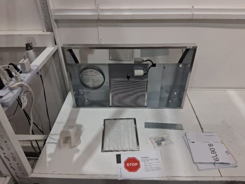 comfee under cabinet ranged hood - 30", 200cfm - stainless steel (model: ‎CVU30W2AST) image 3