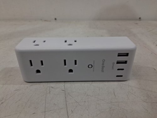 One Beat Surge Protector Outlet Extender with 4 USBs - 1800 Joules - white (model: OB3W6C2A) image 3