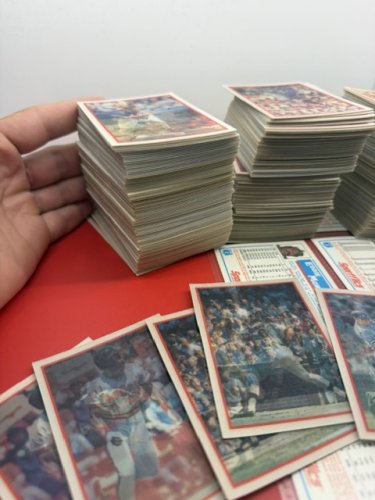 APPRX 500+ 1986 SPORTFLICS BASEBALL CARDS (LOTS OF BIG NAMES) image 10