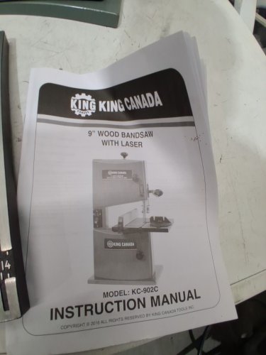 King Canada Wood Bandsaw with light & Laser - 9" - grey (model: KC-902C) image 8