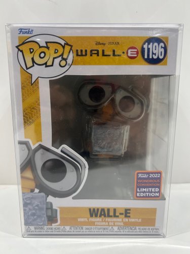 Funko pop! **2022 wondrous convention** disney • Pixar wall-e - wall-e vinyl figure (#1196) **plastic protector cover** image 2