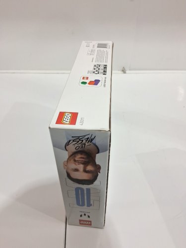 500PC LEGO EDITION Lionel Messi soccer highlights building set (MODEL:43011) image 3