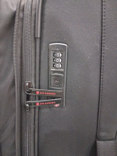 3pc Air Canada Central Softside Luggage Set with Integrated 3-digits TSA lock - black (MODEL:2024305) image 4