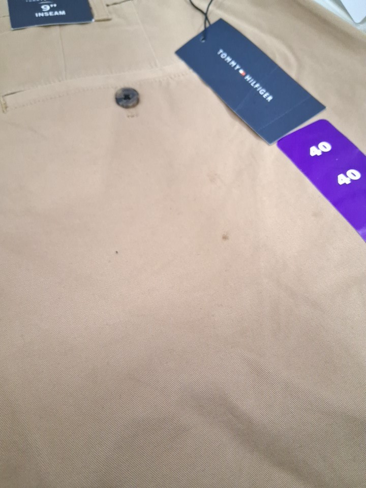 men's tommy Hilfiger THFLEX regular fit chino shorts - 40w (9" inseam) -  khaki brown (style:1988270) image 2
