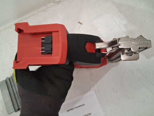 2-in-1 Cordless Brad Electric Nail Gun and Stapler - Milwaukee 18V Battery - 18GA - red (Model: F30/422J) image 3