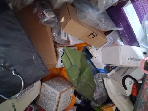 assorted MIXED item MYSTERY PALLET - VARIOUS PRODUCTS - aprox 300+ - (pallet #42) image 10