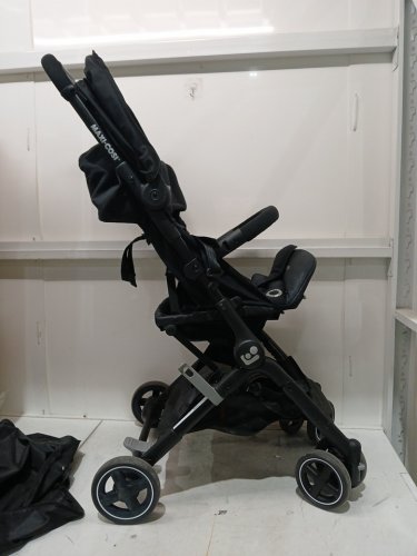 MAXI-COSI LARA ULTRA COMPACT STROLLER - ESSENTIAL BLACK (MODEL: 01323CFNA) image 5