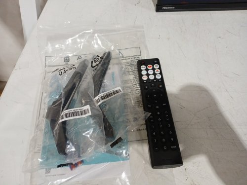 Hisense Hi-QLED HD Smart VIDAA TV - Hi-QLED Color, Dolby Audio - 32" - (Model: 32QD4SV) image 2