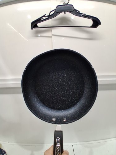 starfrit the rock classic non-stick frying pan - 10" image 3