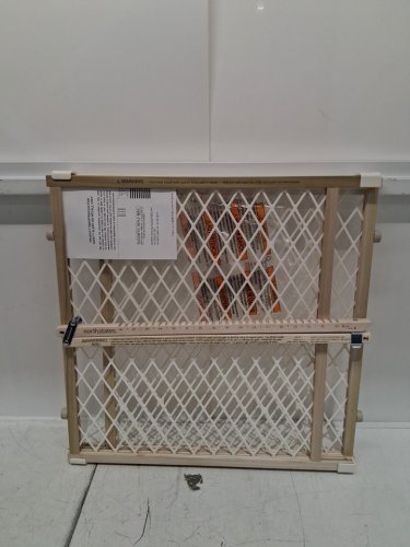 toddleroo by North States Diamond Mesh safety Gate - 26.5" - 42" x 23" - wood (model: 4600) image 3