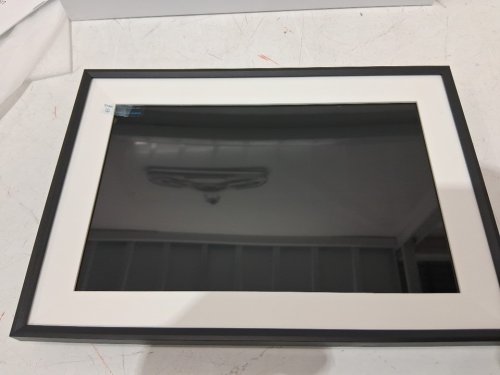 Frameo Digital Wifi Photo Frame Matte Black Frame - 10.1" Screen - Black / White image 5