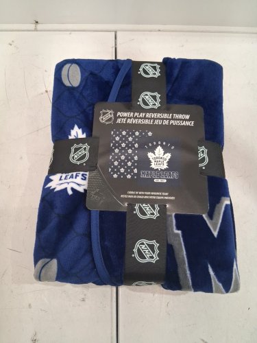 NHL TORONTO MAPLE LEAFS REVERSIBLE THROW BLANKET - 50" X 60" - BLUE/WHITE (MODEL: 1908084) image 3