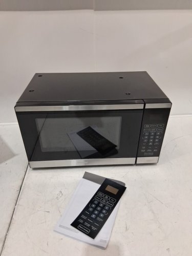 DANBY DESIGNER COUNTERTOP/UNDER CABINET DIGITAL MICROWAVE OVEN - 0.7CU.FT - STAINLESS STEEL/BLACK - (MODEL: DDMW007501G1) image 3