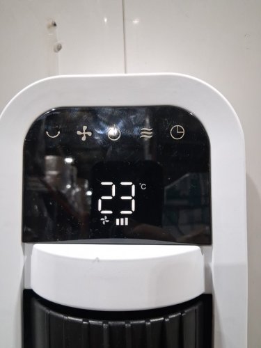 omnibreeze premium 38" Rotating tower fan with wifi CONTROL, 5-SPEEDS & REMOTE - white/BLACK (model: 5333021/dc2313r-g) image 4