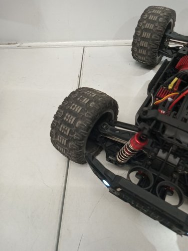 deerc all terrain Brushless rc monster truck - 1:10 scale - 60km/h 4wd - 2.4ghx - black - (model:209e) image 22