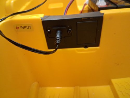 INFANS 12V Licensed Lamborghini Ride On Car with Parent Remote Control - 55lbs max - Yellow (Model: TQ10069US-YW) image 22
