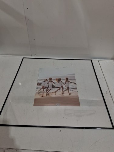 american flat plexiglass picture frame 24'' x 24'' - clear image 3