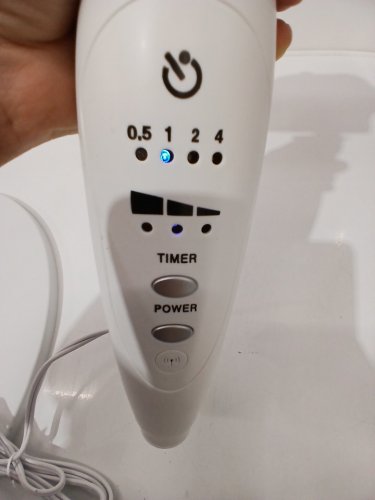 BLACK+DECKER STAND FAN WITH REMOTE - 16" - WHITE (MODEL: BFSR16W) image 4