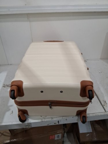 6Pc long vacation hard-side luggage set - white/brown (model: luggage lv402) image 4