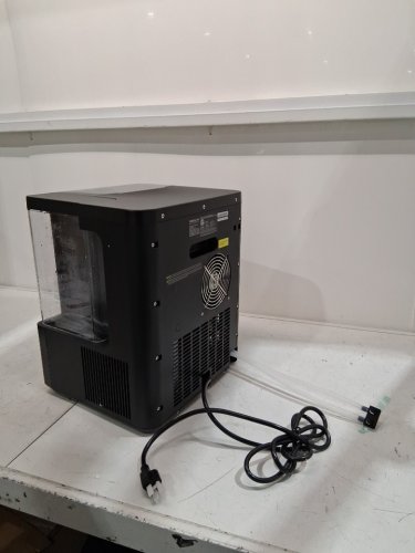 Frigidaire Gallery 38 lbs. Countertop Nugget Ice Maker-easy crush ice-Black (model: efic264-black) image 4