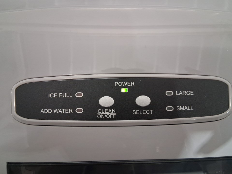 Frigidaire Stainless Steel Countertop Ice Maker with 26 lb/Day bullet ice - Silver (model: EFIC127-SS-SC-EP) image 5