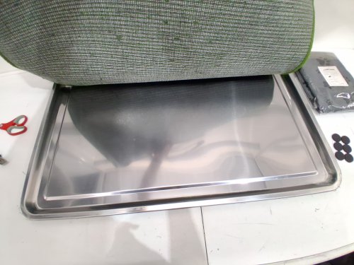 4pc Pawaboo Stainless Steel Dog Grass Pad with Tray AND TWO GRASS PADS - 28" x 20" - stainless/green image 4
