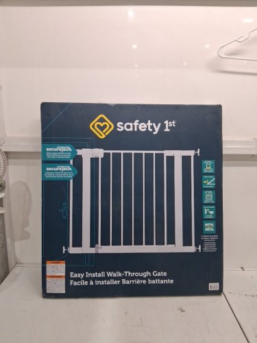 SAFETY 1ST EASY INSTALL WALK THROUGH BABY GATE - 29" - 38" x 28" - WHITE (MODEL: GA105CWHOf2) image 2